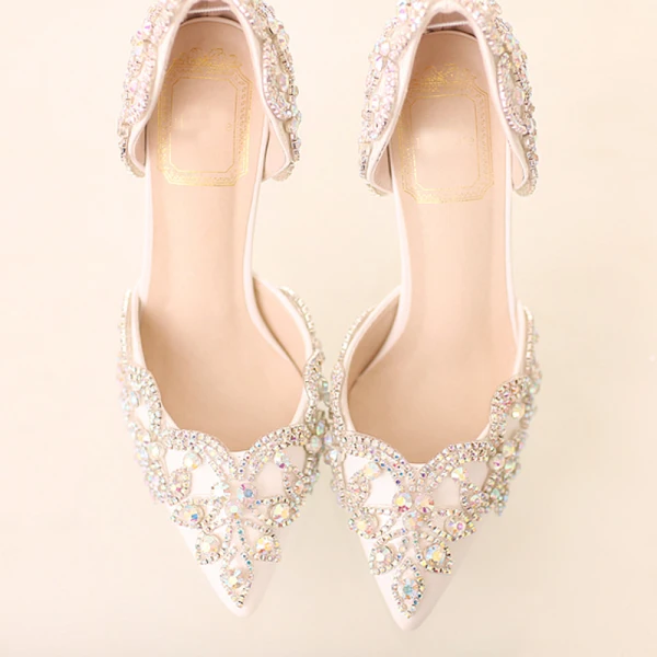 Schöne Weiß 2018 7 cm Hochhackige Spitzschuh Perlenstickerei Kristall Strass Hochzeit Ball Stilettos Brautschuhe