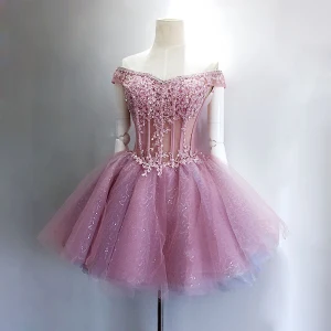 Chic Beautiful Purple Graduation Dresses 2017 A Line Princess Tulle Appliques Strapless Backless Beading Homecoming Formal Dresses