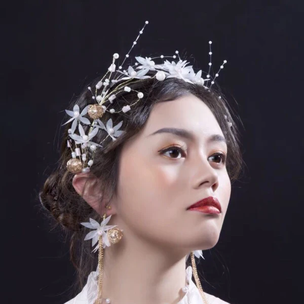 Modern / Fashion White Earrings Headpieces Beading Flower Pearl Metal Prom Wedding Accessories 2019