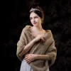 Modern Bruin sjaal 2020 Suede Polyester Schouders Huwelijk Avond Gala Winter Sjaals Accessoires