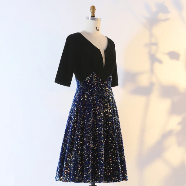 Étourdissant Scintillantes Noire Grande Taille Robe De Fete 2020 Princesse 1/2 Manches Col v profond Perlage Paillettes Mi-Longues de retour Soirée Été Robe De Ceremonie
