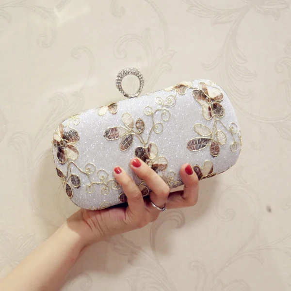 Chic / Beautiful 2017 Rhinestone Gold Silver PU Beach Outdoor / Garden Leaf Embroidered Clutch Bags