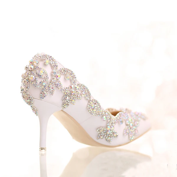 Schöne Weiß 2018 7 cm Hochhackige Spitzschuh Perlenstickerei Kristall Strass Hochzeit Ball Stilettos Brautschuhe