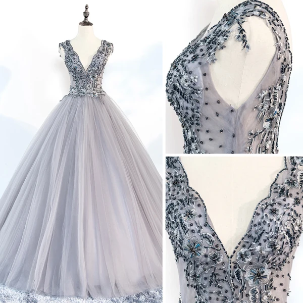 Charming Grey Prom Dresses 2018 Ball Gown V-Neck Sleeveless Appliques Lace Beading Floor-Length / Long Ruffle Backless Formal Dresses