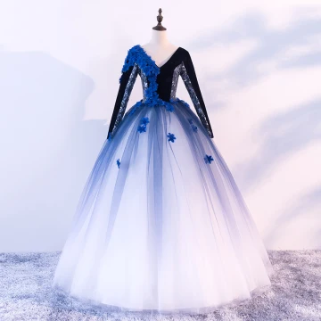 Vintage Originale Quinceañera Noire Bleu Roi Blanche Robe De Bal 2018 Robe Boule V Cou Manches Longues Appliques Fleur Perlage Longue Volants Dos Nu Robe De Ceremonie