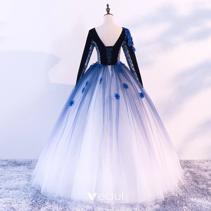 Vintage / Retro Quinceaera Black Royal Blue White Prom Dresses 2018 Ball Gown V-Neck Long Sleeve Appliques Flower Beading Floor-Length / Long Ruffle Backless Formal Dresses Vintage / Retro Quinceaera Black Royal Blue White Prom Dresses 2018 Ball Gown V-Neck Long Sleeve Appliques Flower Beading Floor-Length / Long Ruffle Backless Formal Dresses