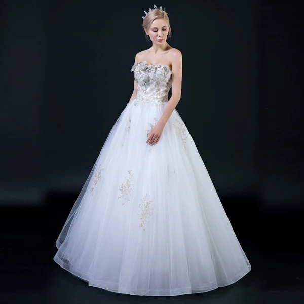 Affordable White Wedding Dresses 2018 Ball Gown Sweetheart Sleeveless Backless Gold Appliques Lace Beading Ruffle Floor-Length / Long