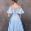 Haute Basse Bleu Transparentes Robe De Cocktail 2018 Princesse Encolure Dégagée Manches Courtes Appliques Fleur Perlage Asymétrique Volants Dos Nu Robe De Ceremonie