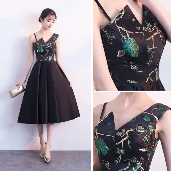 Modern / Fashion Black Homecoming Graduation Dresses 2018 A-Line / Princess Amazing / Unique V-Neck Sleeveless Embroidered Tea-length Ruffle Backless Formal Dresses
