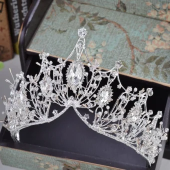 Fine Sølv Brudesmykker 2018 Metall Beading Krystall Rhinestone Tiara Bryllup Tilbehør
