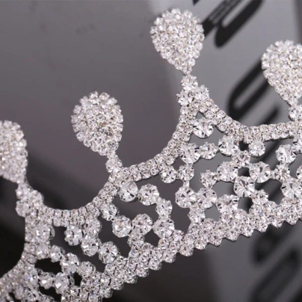 Sparkly Silver Metal Bridal Jewelry 2018 Rhinestone Tiara Wedding Accessories