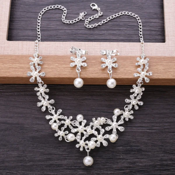 Chic / Beautiful Silver Metal Bridal Jewelry 2018 Pearl Rhinestone Earrings Necklace Tiara Wedding Accessories