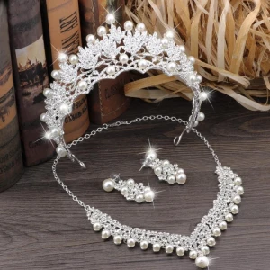 Glitzernden Silber Metall Brautschmuck 2018 Perle Strass Ohrringe Halskette Diadem Brautaccessoires