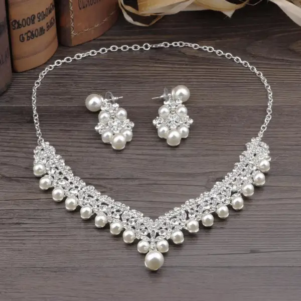 Sparkly Silver Metal Bridal Jewelry 2018 Pearl Rhinestone Earrings Necklace Tiara Accessories
