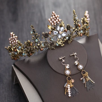 Vintage Barok Bronzen Bruidssieraden 2018 Metaal Kristal Parel Rhinestone Tiara Oorbellen Accessoires