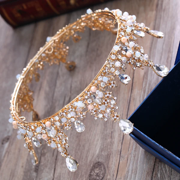 Lyx Guld Metall Bröllop Tillbehör 2018 Kristall Rhinestone Tiara