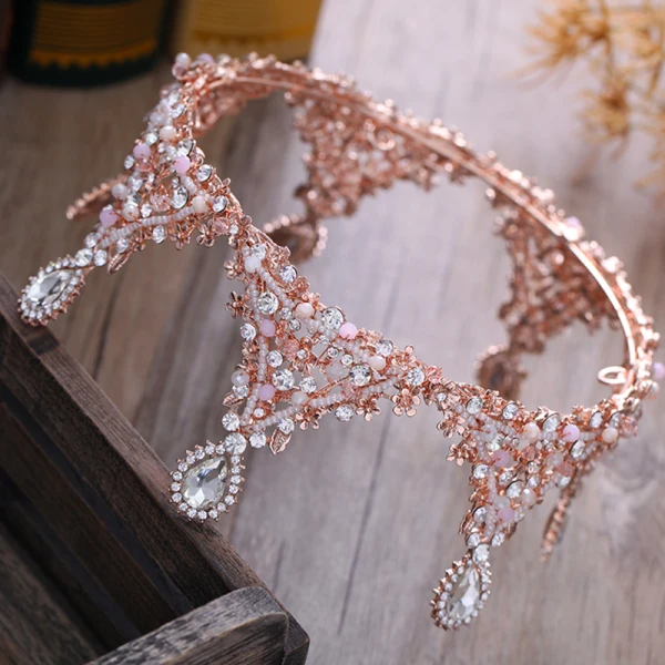 Fine Sukkertøyrosa Tilbehør 2018 Metall Beading Rhinestone Tiara