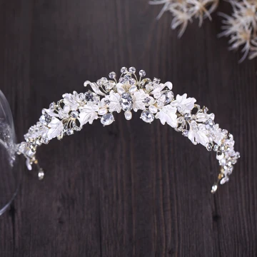 Najpiękniejsze Ekskluzywne Liść Srebrny Tiara 2018 Metal Kryształ Perła Rhinestone Akcesoria