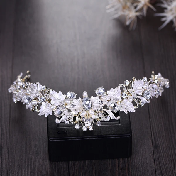 Unique Feuille Argenté Tiare 2018 Métal Cristal Perle Faux Diamant Accessorize