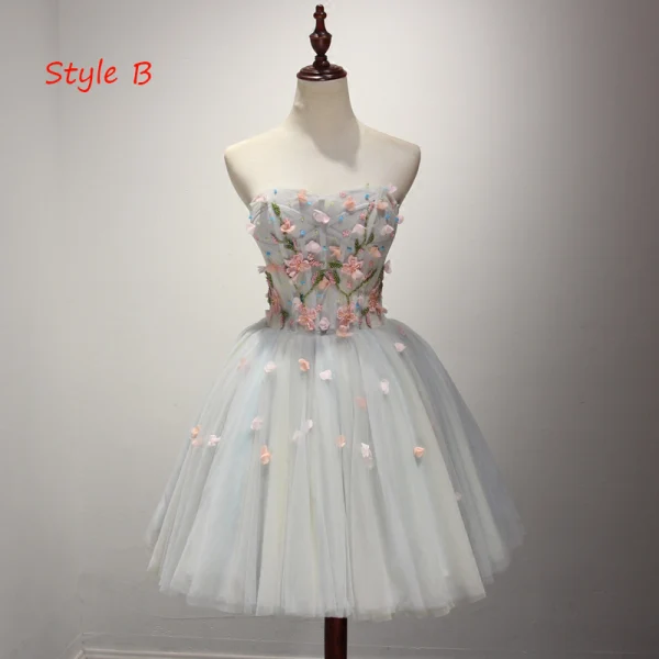 Chic / Belle Bleu Ciel Robe De Fete 2017 Courte Robe Boule Volants en Cascade De l'épaule Manches Courtes Dos Nu Appliques Fleur Perlage Cristal Robe De Ceremonie