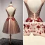 Schöne Partykleider 2017 Fallende Rüsche Kurze Ballkleid Stehkragen Ärmellos Rückenfreies Spitze Applikationen Perlenstickerei Kristall Durchbohrt Festliche Kleider