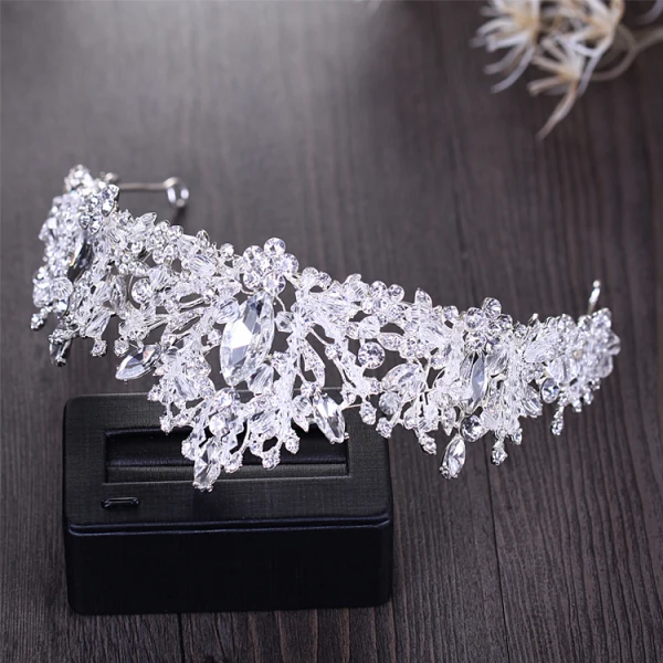Sparkly Silver Tiara 2018 Metal Rhinestone Beading Crystal Accessories