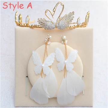 Fantastiske Unike Gull Tilbehør 2018 Metall Rhinestone Tiara Perle Sommerfugl Fjær Øredobber Brudesmykker