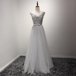 Mote Grå Selskapskjoler 2017 Prinsesse Lange Gripende Ruffles Scoop Halsen Uten Ermer Ryggløse Rhinestone Krystall Perle Glitter Paljetter Sløyfe Sash Formelle Kjoler
