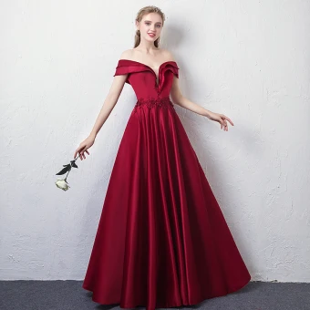 Elegant Burgundy Evening Dresses 2018 A Line Princess Off The Shoulder V Neck Short Sleeve Appliques Lace Beading Crystal Floor Length Long Ruffle Backless Formal Dresses