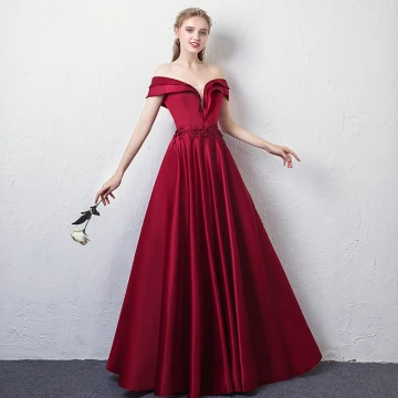 Elegante Bordeaux Avondjurken 2018 A Lijn Uit De Schouder V Hals Korte Mouwen Appliques Kant Kralen Kristal Lange Ruche Ruglooze Gelegenheid Jurken