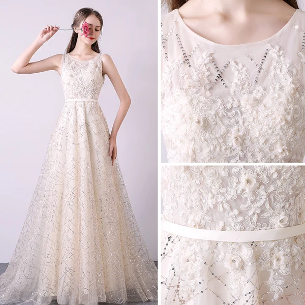 Bling Bling Champagne Evening Dresses 2018 A-Line / Princess Scoop Neck Sleeveless Appliques Flower Sequins Beading Sash Court Train Ruffle Formal Dresses