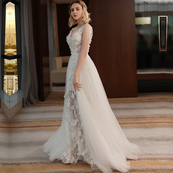 Modest / Simple Ivory Beach Wedding Dresses 2018 A-Line / Princess V-Neck Sleeveless Backless Appliques Flower Pearl Sequins Ruffle Sweep Train Modest / Simple Ivory Beach Wedding Dresses 2018 A-Line / Princess V-Neck Sleeveless Backless Appliques Flower Pearl Sequins Ruffle Sweep Train