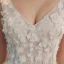 Schlicht Ivory / Creme Strand Brautkleider 2018 A Linie V-Ausschnitt Ärmellos Rückenfreies Applikationen Blumen Perle Pailletten Rüschen Sweep / Pinsel Zug