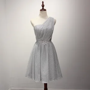 Glittrande Silver Hemkomst Studentklänningar 2017 Cascading Volanger Korta Prinsessa Jedno Ramię Ärmlös Halterneck Rhinestone Skärp Glittriga Glitter Formella Klänningar