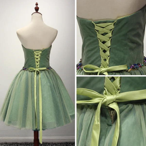 Enkel Kløvergrønn Cocktailkjoler 2017 Gripende Ruffles Korte Ballkjole Kjæreste Uten Ermer Ryggløse Rhinestone Sash Formelle Kjoler