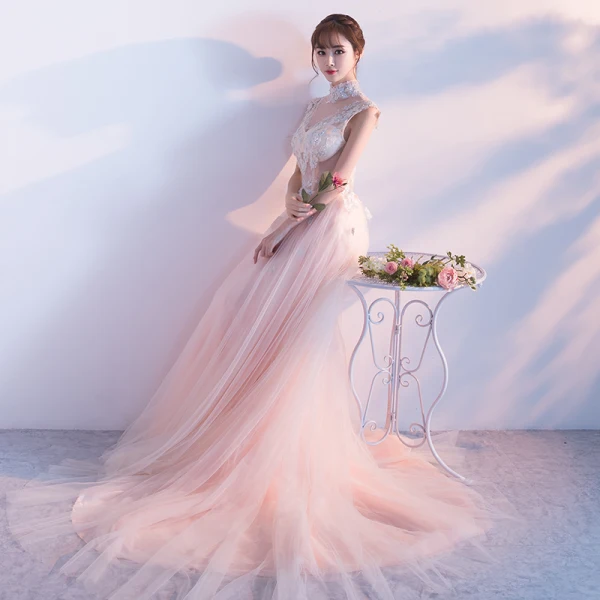Elegante Parel Roze Doorzichtige Avondjurken 2018 A lijn Hoge Kraag Mouwloos Parel Appliques Kant Doorboord Chapel Train Ruche Gelegenheid Jurken