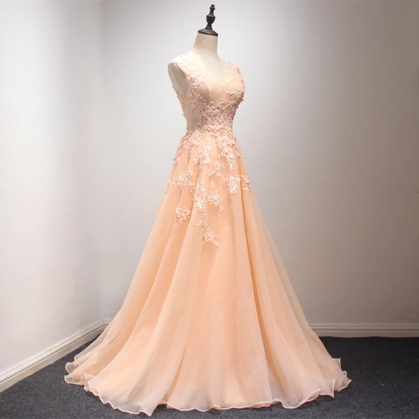 Chic / Beautiful Champagne Evening Dresses  2018 A-Line / Princess V-Neck Sleeveless Appliques Lace Beading Court Train Ruffle Backless Formal Dresses