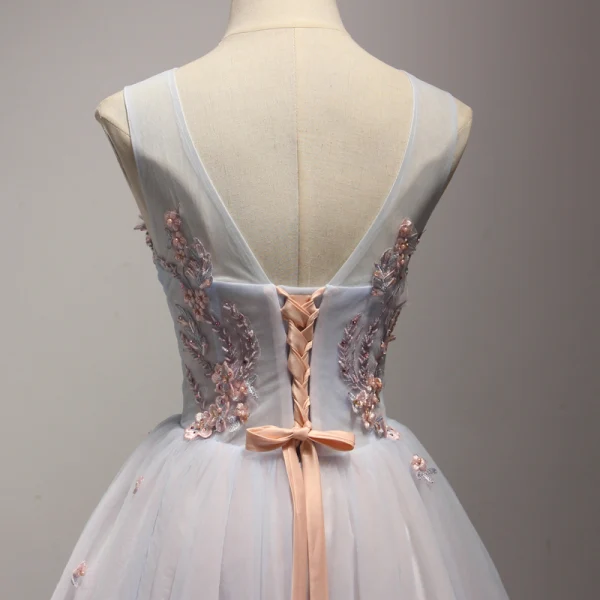 Modern / Fashion Sky Blue Homecoming Graduation Dresses 2017 Cascading Ruffles Short Ball Gown Scoop Neck Sleeveless Backless Rhinestone Pearl Lace Appliques Flower Pierced Formal Dresses