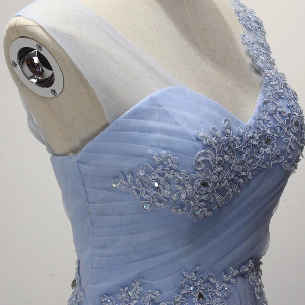 Chic / Belle Bleu Ciel Robe De Soirée 2017 Princesse Longue Volants en Cascade V-Cou épaules Sans Manches Dos Nu Faux Diamant En Dentelle Appliques Glitter Percé Robe De Ceremonie