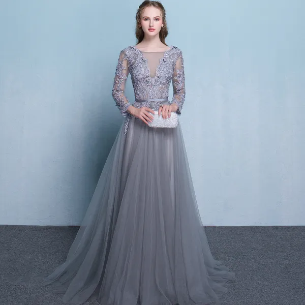 Illusion Grey Evening Dresses  2018 A-Line / Princess Scoop Neck Long Sleeve Appliques Lace Beading Sash Court Train Ruffle Backless Formal Dresses