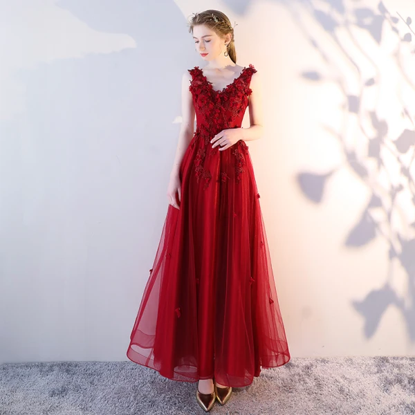 Chic / Belle Bordeaux Robe De Soirée 2018 Princesse V-Cou Sans Manches En Dentelle Appliques Fleur Perle Longueur Cheville Volants Dos Nu Robe De Ceremonie