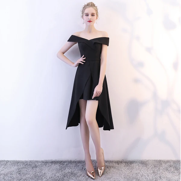 Unique Blanche de retour Robe De Graduation 2018 Princesse De l'épaule Manches Courtes Asymétrique Volants Dos Nu Robe De Ceremonie