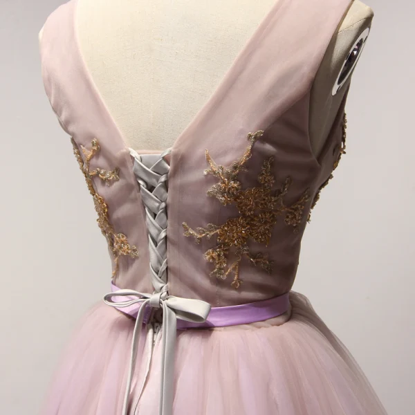 Chic / Belle Lavande Perle Rose Robe De Fete 2017 Volants en Cascade Courte Robe Boule V-Cou épaules Sans Manches Dos Nu Perlage Paillettes Cristal En Dentelle Appliques Ceinture Robe De Ceremonie