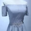 Schlicht Silber Abendkleider 2017 A Linie Fallende Rüsche Sweep / Pinsel Zug Off Shoulder Kurze Ärmel Rückenfreies Strass Stoffgürtel Glanz Festliche Kleider