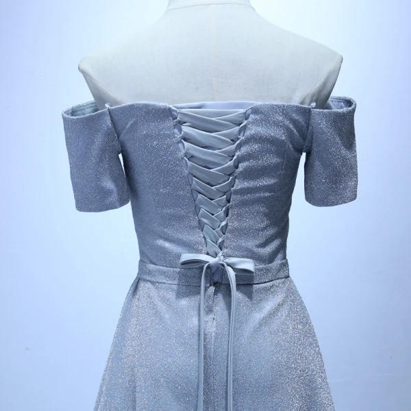 Schlicht Silber Abendkleider 2017 A Linie Fallende Rüsche Sweep / Pinsel Zug Off Shoulder Kurze Ärmel Rückenfreies Strass Stoffgürtel Glanz Festliche Kleider