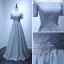 Schlicht Silber Abendkleider 2017 A Linie Fallende Rüsche Sweep / Pinsel Zug Off Shoulder Kurze Ärmel Rückenfreies Strass Stoffgürtel Glanz Festliche Kleider