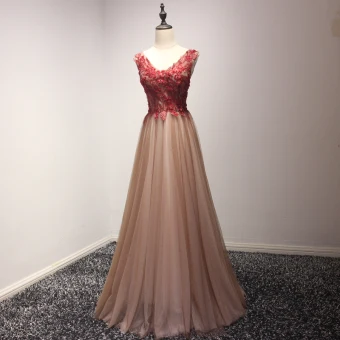 Schöne Rot Pearl Rosa Abendkleider 2017 A Linie Lange Fallende Rüsche V Ausschnitt Ärmellos Rückenfreies Perlenstickerei Perle Applikationen Blumen Festliche Kleider