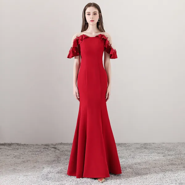 Modest Simple Red See through Evening Dresses 2018 Trumpet Mermaid Scoop Neck Short Sleeve Appliques Lace