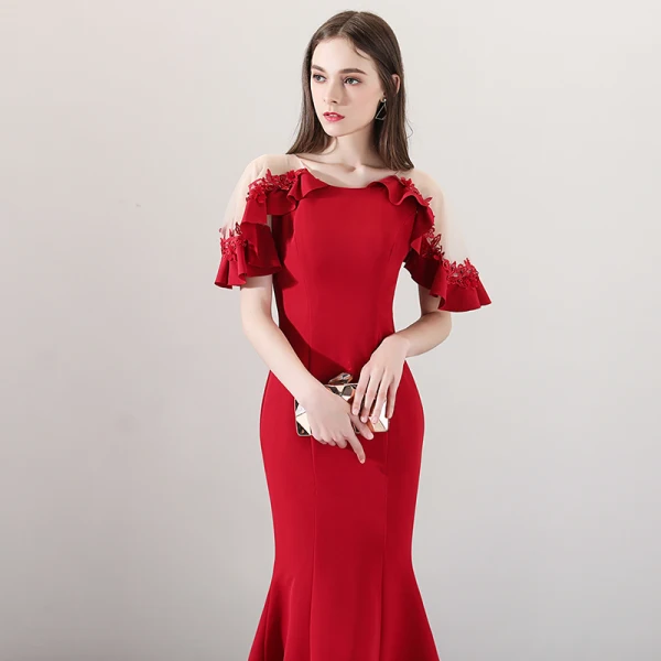 Modest / Simple Red See-through Evening Dresses  2018 Trumpet / Mermaid Scoop Neck Short Sleeve Appliques Lace Pearl Floor-Length / Long Ruffle Formal Dresses