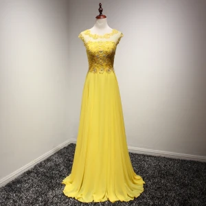 Moderne Mode Jaune Robe De Soirée 2017 Princesse Train De Balayage Volants En Cascade Encolure Dégagée Sans Manches Dos Nu En Dentelle Appliques Percé Robe De Ceremonie